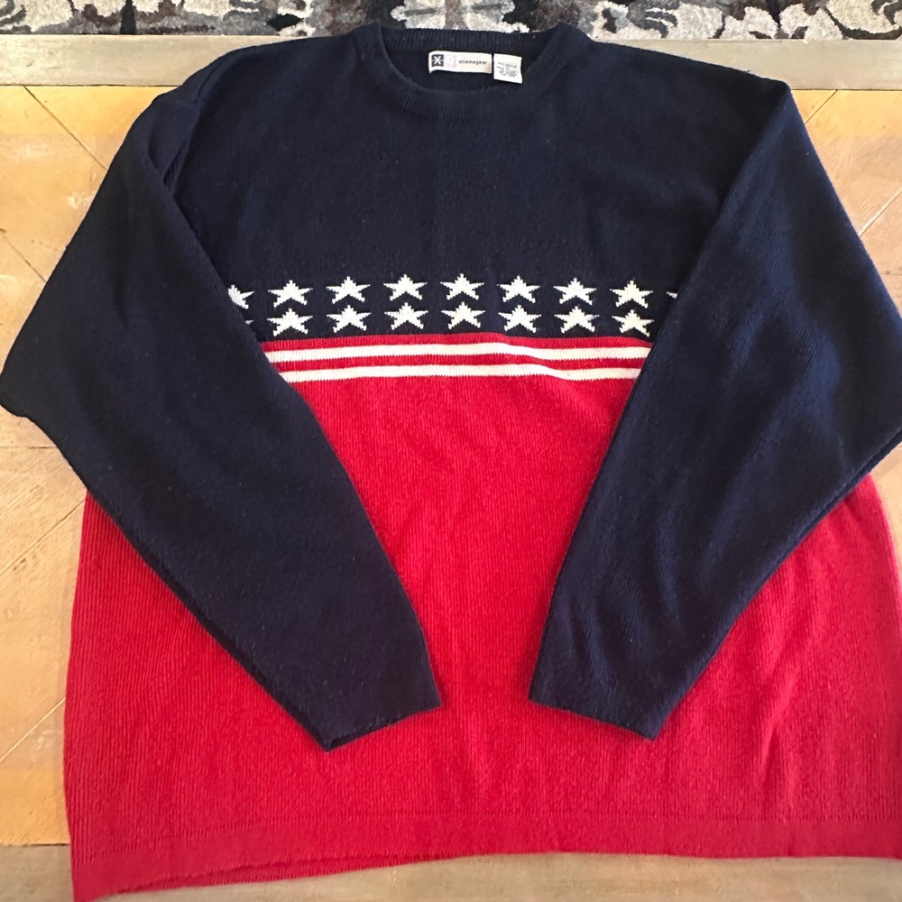 XTREME GEAR Men's XL Patriotic Sweater Red Blue Stars Stripes Acrylic Vintage